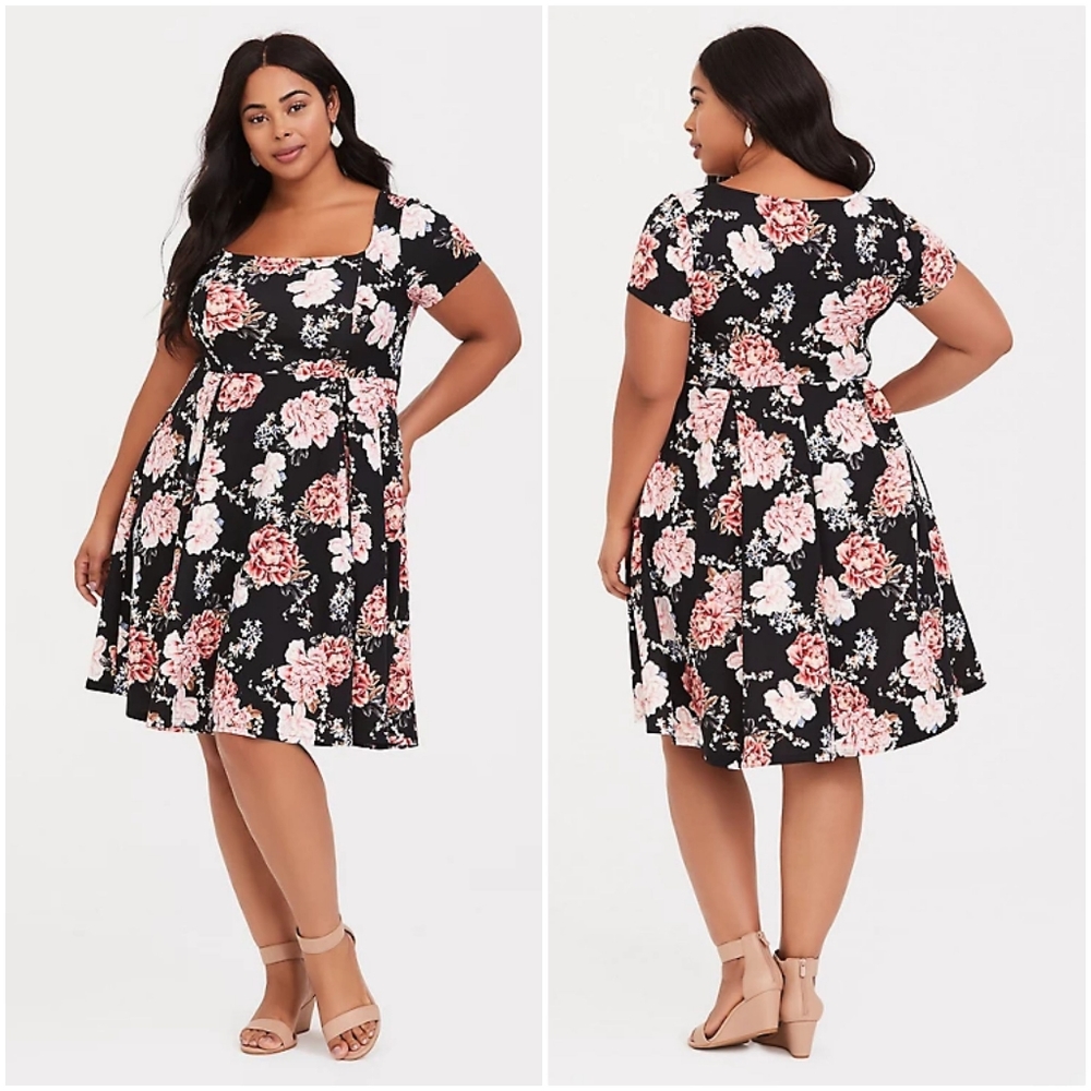 🆕 Black Floral Scuba Knit Skater Dress 18/20